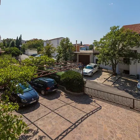 Laura Apartment Selce