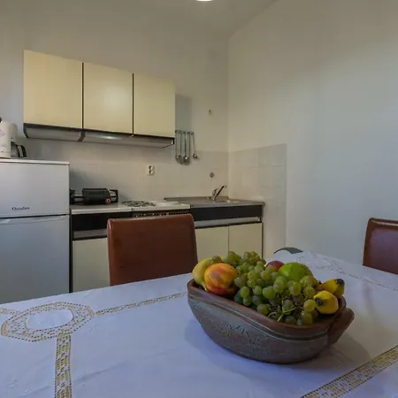 Apartament Laura Selce