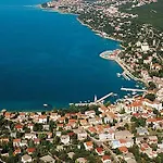 Laura Apartment Selce