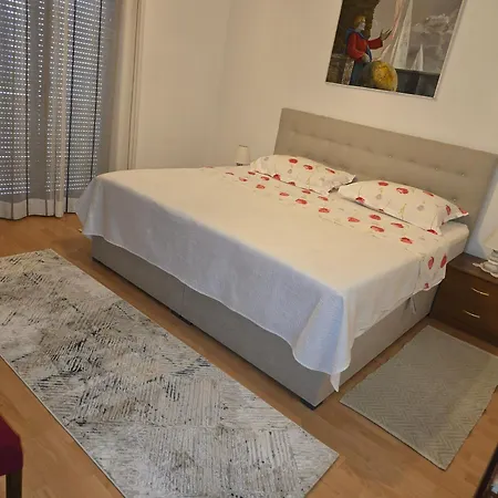 Laura Apartament Selce
