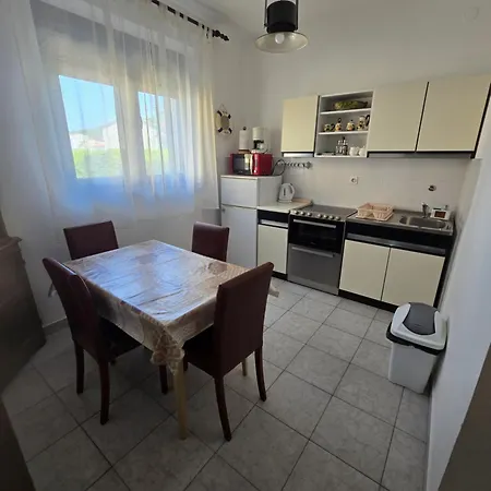 Laura Apartament Selce