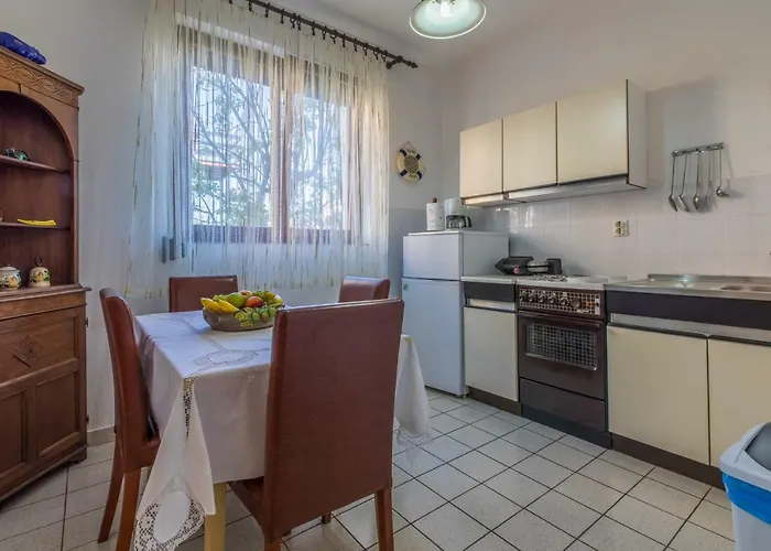 Apartament Laura *